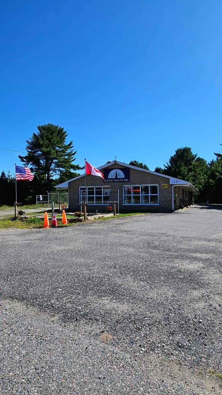 Super Nights Inn Sault Ste. Marie Exterior foto